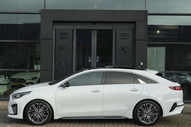 KIA PRO CEE D ProCeed 1.4 T-GDI 140pk DCT7 GT-PlusLine Panoramadak Stoelverwarming voor+achter Stuurwielverwarming Navigatie Camera Elektrische klep