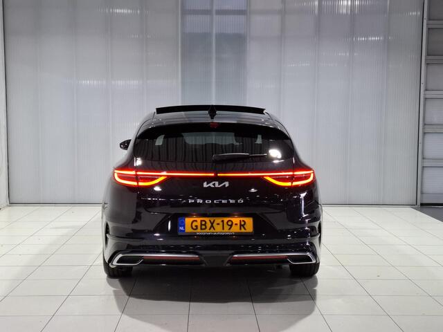 KIA PRO CEE D ProCeed 1.5 T-GDi GT-Line Schuifdak, Apple Carplay/Android Auto, Stoel en Stuur verwarming.