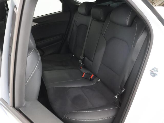 KIA PRO CEE D ProCeed 1.0 T-GDi GT-PlusLine | Panoramadak | JBL Audio | Elektrisch verstelb. bestuurdersstoel met geheugen | Stoel/Stuurwielverwarming