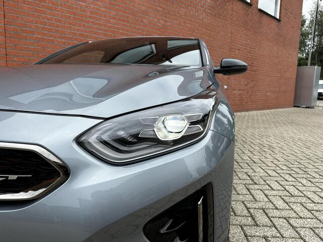 KIA PRO CEE D ProCeed 1.6 T-GDi 204pk Automaat GT | Navigatie | Climate Control | Electrische bedienbare achterklep | Adaptive Cruise Control | Camera | Dab | Keyless start