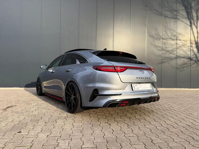 KIA PRO CEE D ProCeed 1.6 T-GDi GT pano / trekhaak / JBL / Memory