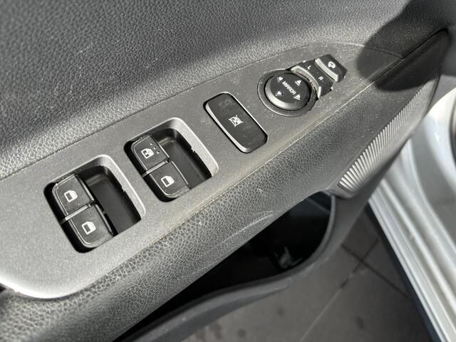 KIA RIO 1.0 TGDI GT-Line Trekhaak, Stoel&Stuurverwarming, CruiseControl, AppleCarPlay&AndroidAuto,DAB, AchteruitRijCamera