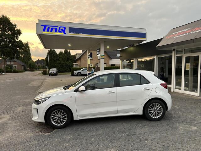 KIA RIO 1.2 62 KW Apple Carplay Navi