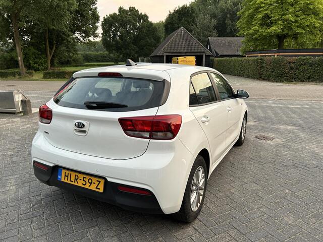 KIA RIO 1.2 62 KW Apple Carplay Navi