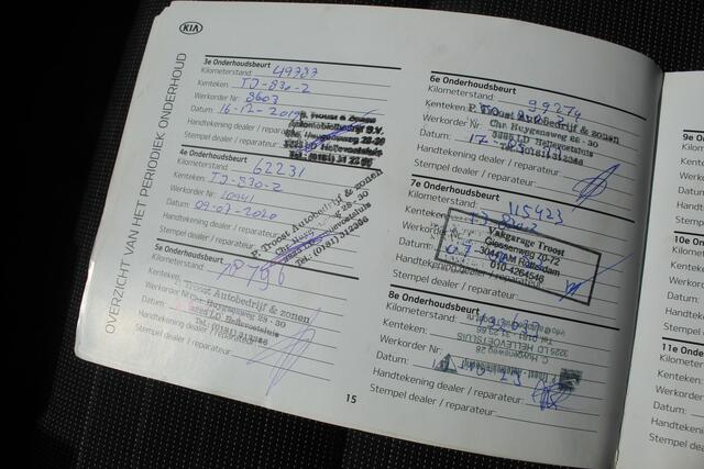 KIA RIO 1.0 TGDI GT-Line Navigatie/Cruise control/Achteruitrijcamera/Apple carplay/Stoelverwarming/Stuurverwarming/Climate control/Keyless/DAB/Lane assist/17'' Lichtmetalen velgen.