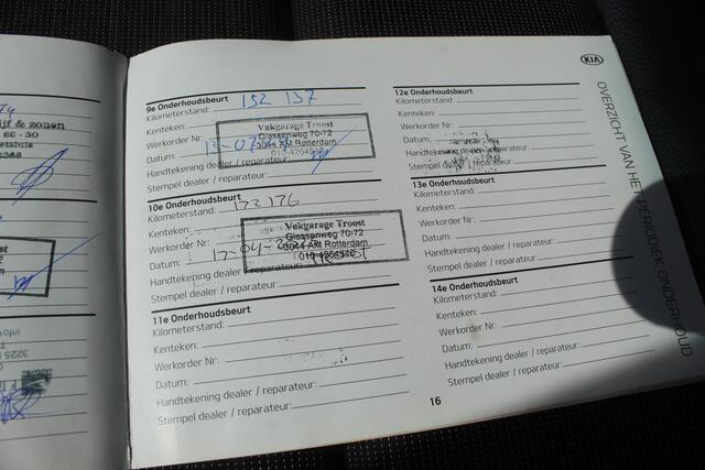 KIA RIO 1.0 TGDI GT-Line Navigatie/Cruise control/Achteruitrijcamera/Apple carplay/Stoelverwarming/Stuurverwarming/Climate control/Keyless/DAB/Lane assist/17'' Lichtmetalen velgen.