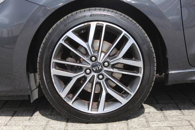 KIA RIO 1.0 TGDI GT-Line Navigatie/Cruise control/Achteruitrijcamera/Apple carplay/Stoelverwarming/Stuurverwarming/Climate control/Keyless/DAB/Lane assist/17'' Lichtmetalen velgen.