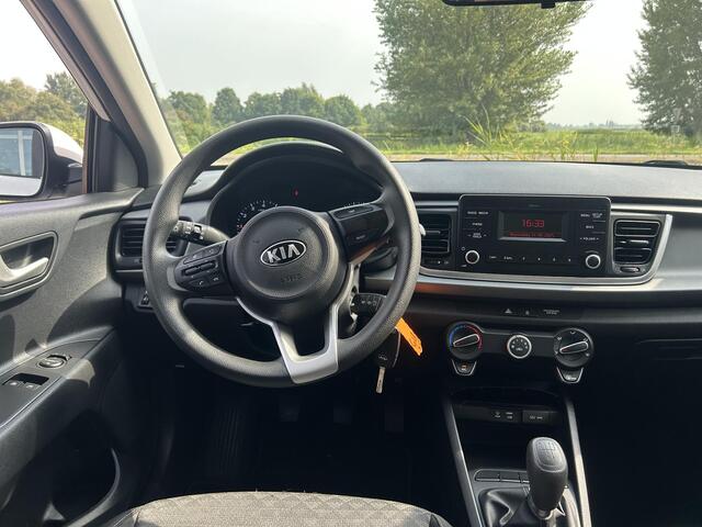 KIA RIO 1.0 TGDI ComfortLine 100 PK TREKHAAK | AIRCO | STUURBEDIENING