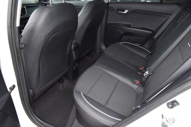 KIA RIO 1.0 TGDi/100pk GT-Line Edition 5-Drs | Airco | Cruise Control | Navigatie | Camera | 17"LMV | Tot 10Jr. Kia-Garantie