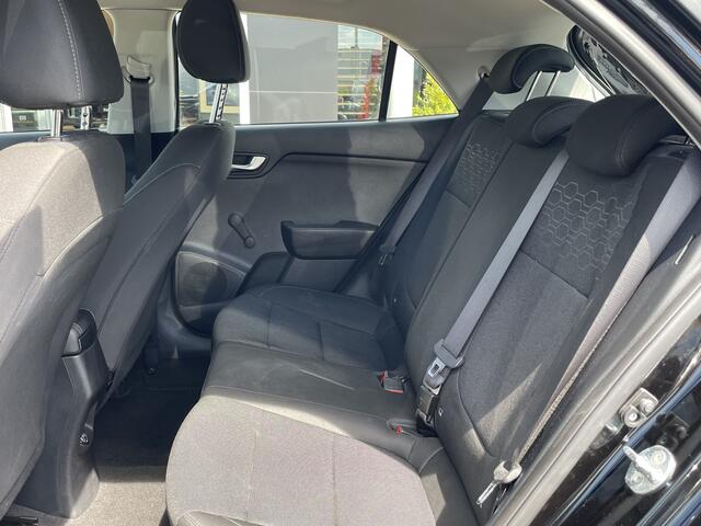 KIA RIO 1.0 T-GDi MHEV DynamicLine // Navigation Pack // Navigatie // Achteruitrijcamera // Apple Carplay //