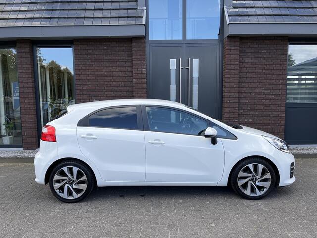 KIA RIO 1.2(4cil.) CVVT ExecutiveLine NAV | LED | CAMERA | CRUISE CONTROL | CLIMATE CONTROL