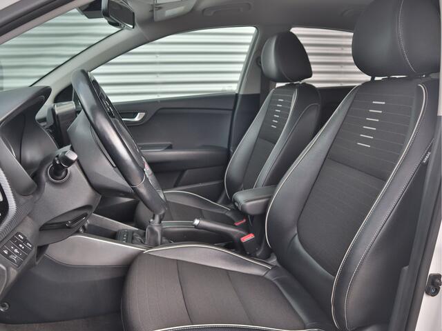 KIA RIO 1.0 T-GDi MHEV GT-Line Cruise control | Keyless | Navigatie | Lane assist | "17 LMV | ECC-Airco |