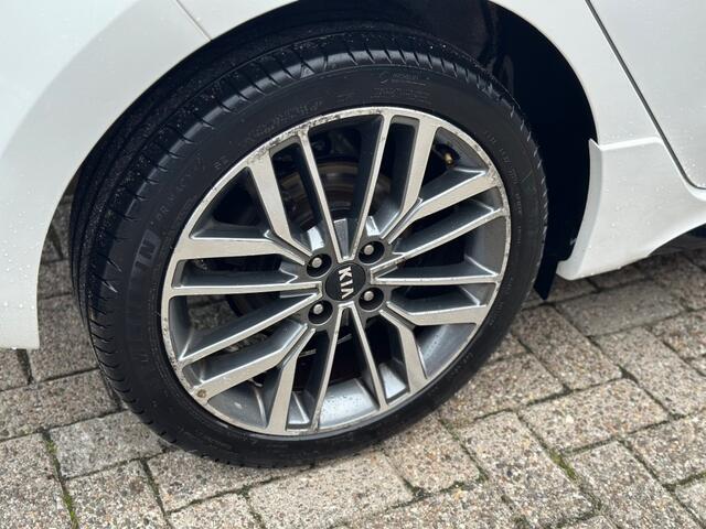 KIA RIO 1.0 TGDI GT-Line '' Camera - Infotainmentsystem - Stuur verwarming ''