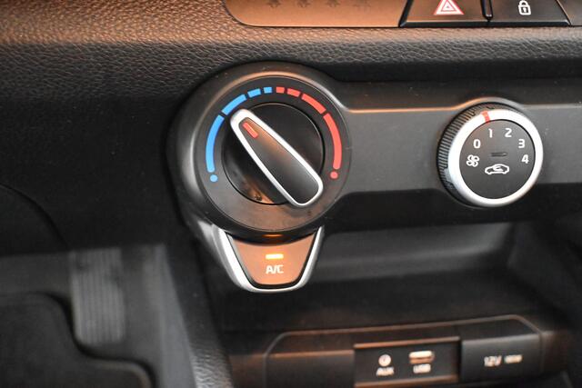 KIA RIO 1.0 TGDI ComfortPlusLine Navigator Airco Camera Navigatie Dealer Onderhouden! Inruil Mogelijk!