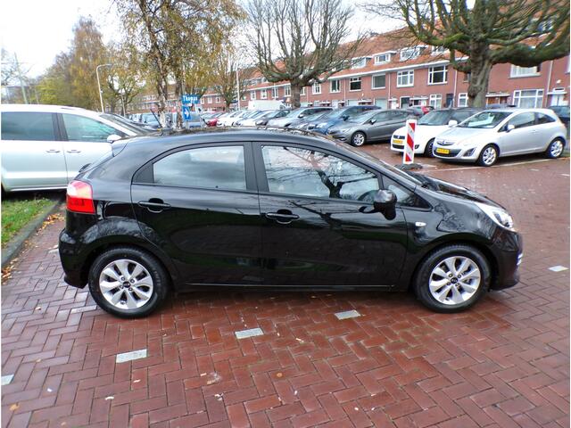 KIA RIO 1.2 CVVT ComfortPlusLine Navigator Camera/navigatie/bluetooth