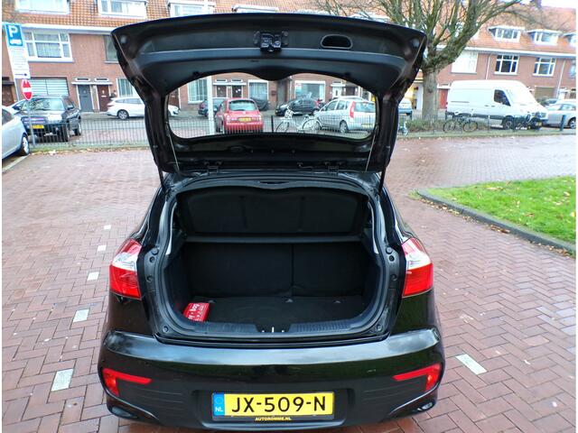 KIA RIO 1.2 CVVT ComfortPlusLine Navigator Camera/navigatie/bluetooth