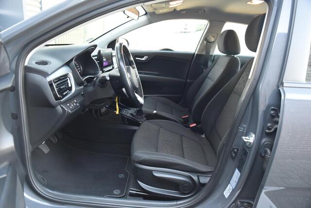 KIA RIO 1.2 Vision Apple Carplay - Camera