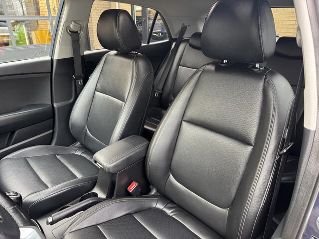 KIA RIO 1.0 TGDI ExecutiveLine Climate Control Navi Camera Carplay StoelStuurverwarming