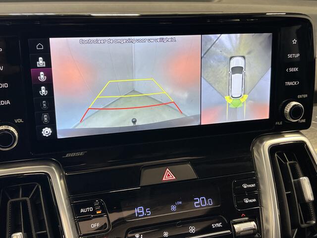 KIA SORENTO 1.6 T-GDI Plug-in Hybrid 4WD ExecutiveLine 7p. | Navigatie/Android/Apple Carplay | 7 Persoons | LM Velgen 19" | Voorstoelen/Achterbank/Stuur Verwarmd | Elektrisch Glazen Panoramadak |