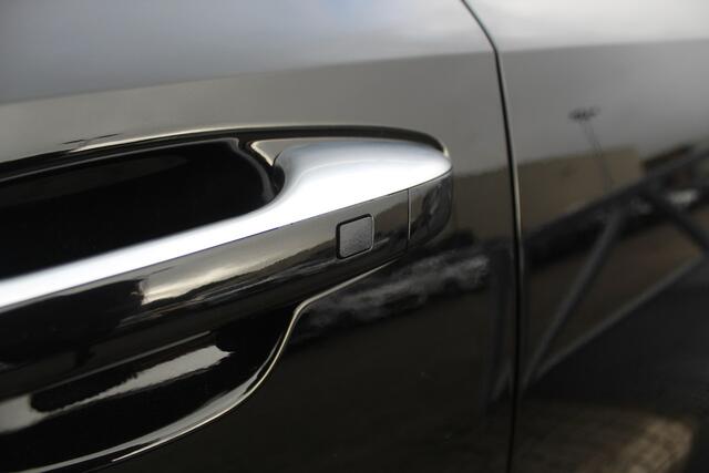 KIA SORENTO 1.6 T-GDI Plug-in Hybrid 4WD Edition 7p. 1ste Eigenaar/Panoramadak/Navigatie/Applecarplay/Bose audio/Lederen bekleding/360 Camera/Stoelverwarming voor en achter/Stuurverwarming/Stoelverkoeling/Adaptive cruise control/Laneassist/Electrische best. stoel met