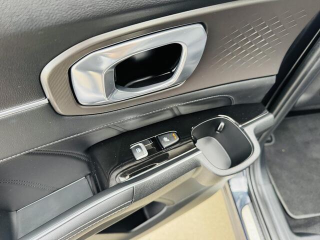 KIA SORENTO 1.6 T-GDi Plug-in Hybrid 4WD DynamicPlusLine 7p. Nw geleverd & Onderhouden | BTW auto | Bose | Panoramadak !