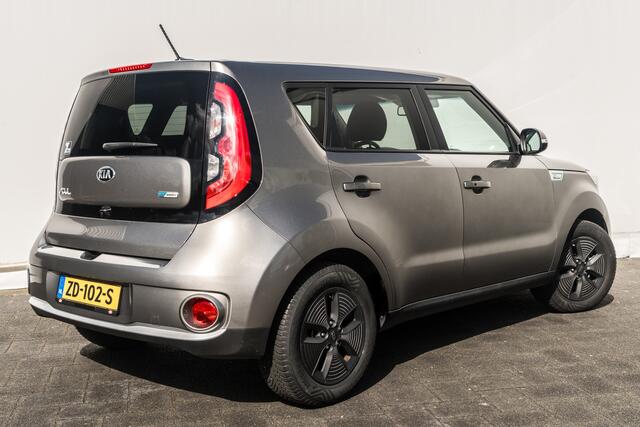 KIA SOUL EV ExecutiveLine 27 kWh | Camera | Keyless | Full Map Navi | Getint Glas | Volledig onderhouden