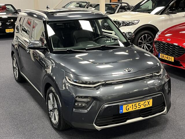 KIA SOUL e-Soul ExecutiveLine 64kWh 204PK Automaat | Leder | Navigatie | Head-Up display | Schuifdak | Trekhaak | Harman Kardon Audio