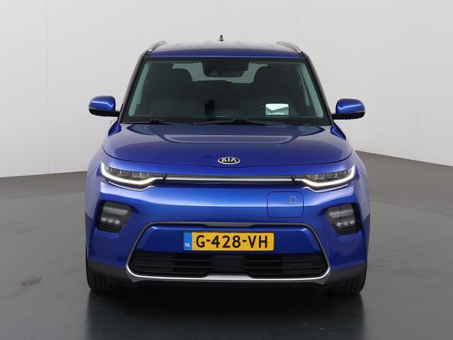 KIA SOUL e-Soul ExecutiveLine 64 kWh | Harman/Kardon Audio | Head Up display | Adaptieve Cruise Control | Stoelverwarming | Navigatie | Achteruitrijcamera | Apple Carplay