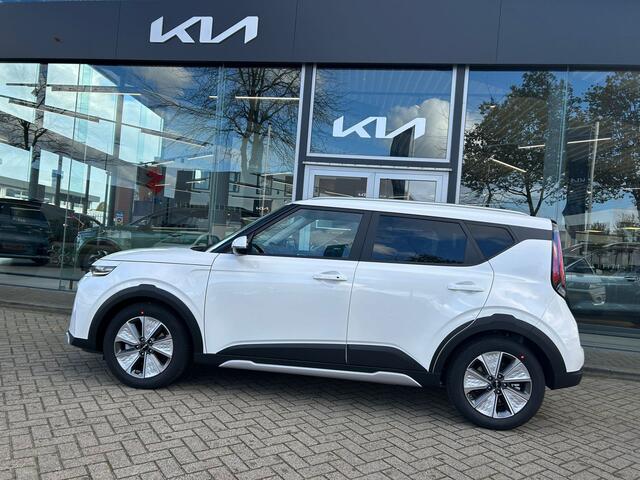 KIA SOUL e-Soul ExecutiveLine 64 kWh 3-Fase | Cruise Control Adaptief | Navigatie | Camera | Leder | Stoel+StuurVerwarming | Panorama-dak | Tot 10Jr. Kia-Garantie