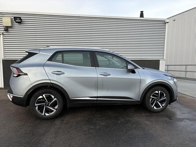 KIA SPORTAGE 1.6 T-GDi MHEV DynamicLine Trekhaak, Navigatie, Nieuw geleverd, Dealeronderhouden, BTW-auto, Garantie t/m 07-2030