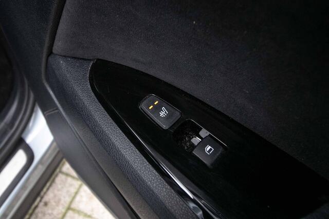 KIA SPORTAGE 1.6 T-GDi Plug-in Hybrid AWD GT-Line - All-in rijklrprs | schuif-k dak | Apple cp/android auto