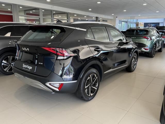 KIA SPORTAGE 1.6 T-GDi Hybrid DynamicLine