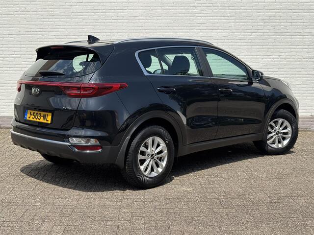 KIA SPORTAGE 1.6 GDI ComfortLine / All season / Cruise Control / Climate Control / Achteruitrij camera / Navigatie / Bluetooth /
