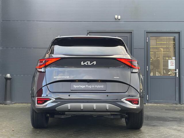 KIA SPORTAGE 1.6 T-GDi Plug-in Hybrid AWD GT-Line Kia Sportage 1.6 T-GDi Plug-in Hybrid GT-Line | NIEUWE VOORRAAD SNEL LEVERBAAR! | | Trekhaak | Panoramadak | Stoel/Stuurwielverwarming | Elekt. bedienbare Kofferbak | Apple Carplay / Android auto |