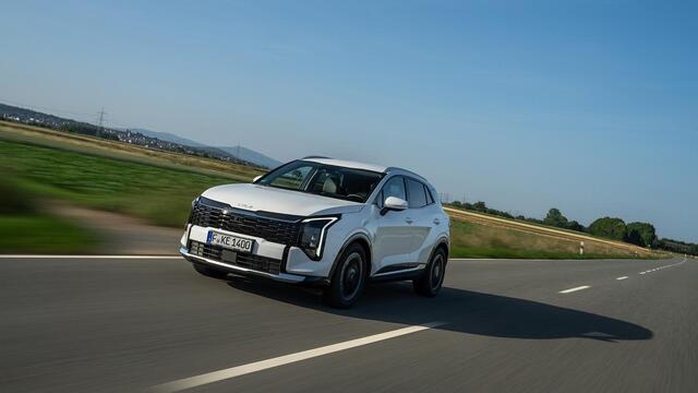 KIA SPORTAGE 1.6 T-GDi Plug-in Hybrid DynamicLine