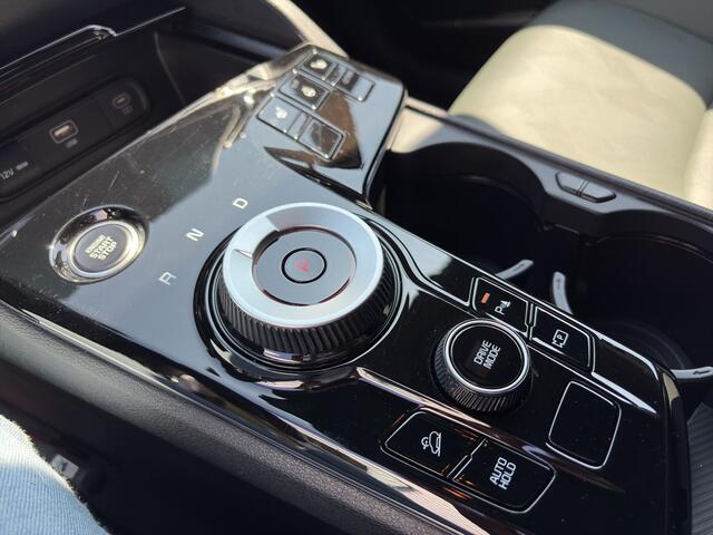 KIA SPORTAGE 1.6 T-GDi Hybrid Dark Edition | Elektr. Stoelen | Adapt. Cruise | Stoel- en Stuurverwarming | Navi |