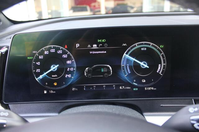 KIA SPORTAGE 1.6 T-GDi Plug-in Hybrid AWD GT-Line | PANORAMISCH SCHUIF / KANTELDAK | 360° CAMERA | 19"GT-LINE VELGEN | ZWARTE HEMELBEKLEDING | MATRIX LED KOPLAMPEN | INTELLIGENT KOPLAMPSYSTEEM (FLS)| TRIPLE ZONE CLIMATE CONTROL | LEDERENBEKLEDING | STOEL VERWARMING/ V