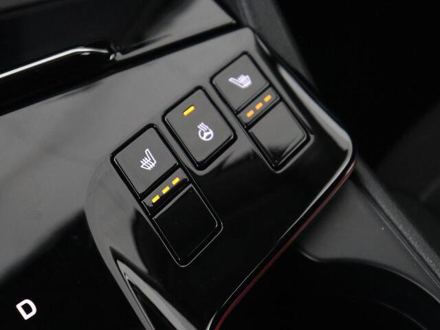 KIA SPORTAGE 1.6 T-GDi Plug-in Hybrid AWD DynamicPlusLine | Panoramadak | Stoel & stuurverwarming | Camera | Adaptive cruise | Achterbankverwarming | Keyless | Carplay | Navigatie