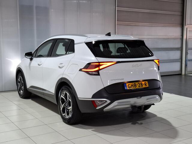 KIA SPORTAGE 1.6 T-GDi MHEV ComfortLine Incl. Trekhaak, 1.510 Trekgewicht, Apple Carplay/Android Auto, Navigatie, Camera.