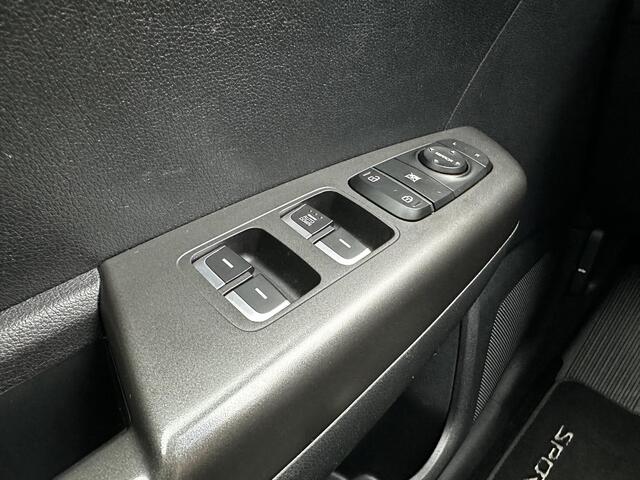 KIA SPORTAGE 1.6 GDI ComfortLine | APPLE/ANDROID CARPLAY | TREKHAAK | PARKEER SENSOREN ACHTER |