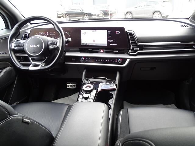 KIA SPORTAGE 1.6 T-GDi Plug-in Hybrid AWD GT-Line AWD | 360 CAMERA | PANORAMADAK | STOELVERWARMING | STOELKOELING | GT-LINE | NAVIGATIE | ALCANTARA INTERIEUR | LED | DODEHOEK DETECTIE | HARMAN/KARDON |