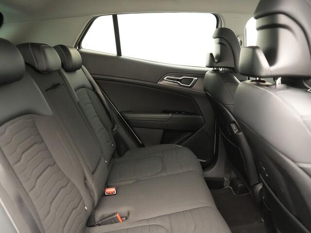 KIA SPORTAGE 1.6 T-GDi DynamicLine 265pk Dealer O.H | Adaptive Cruise | Stoelen & Stuur Verwarmd | Apple Carplay | Blis | Camera | Keyless | Navigatie | Virtual | DAB |