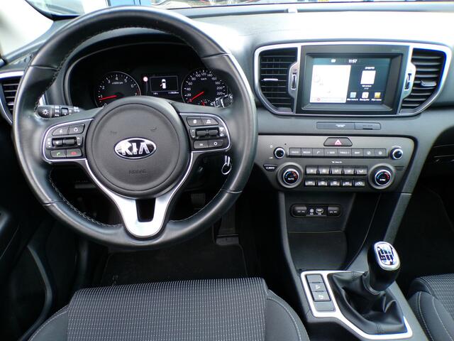 KIA SPORTAGE 1.6 T-GDI DynamicPlusLine, Trekhaak / Carplay + Android Auto / Elektr. Schuifdak / Sensoren + Camera / Navigatie / Climate Control / 19'' LMV