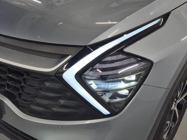 KIA SPORTAGE 1.6 T-GDi Hybrid AWD DynamicLine AWD | 360 GRADEN CAMERA | ELEKTRISCH VERSTELBARE STOELEN | STOELVERWARMING | STUURVERWARMING | TREAKHAAK | NAVIGATIE | ALCANTARA INTERIEUR | LED | DODEHOEK DETECTIE | | APPLE CARPLAY / ANDROID AUTO | ADAPTIEVE CRUISECONTR