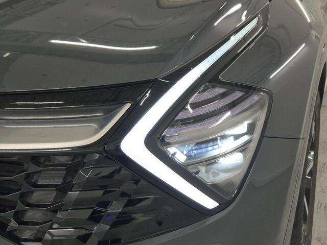 KIA SPORTAGE 1.6 T-GDi Hybrid DynamicPlusLine AWD | GRADEN CAMERA | ELEKTRISCH VERSTELBARE STOELEN | STOELVERWARMING | STUURVERWARMING | PANORAMADAK | NAVIGATIE | ALCANTARA INTERIEUR | LED | DODEHOEK DETECTIE | | APPLE CARPLAY / ANDROID AUTO | ADAPTIEVE CRUISECONTROL