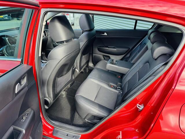 KIA SPORTAGE 1.6 T-GDI DynamicPlusLine Trekhaak | NW door ons geleverd & Onderhouden | Panoramadak | Keyless | Stoelverwarming