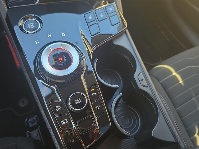 KIA SPORTAGE 1.6 T-GDi Hybrid DynamicPlusLine | Navigatie | Dodehoekdetectie | Stoel- en Stuurverwarming | Elektrische achterklep