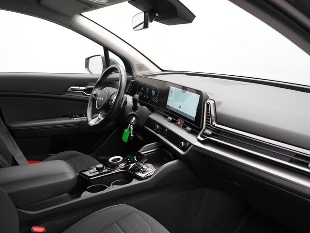 KIA SPORTAGE T-GDi AWD DynamicLine Plug In Hybrid 266pk PHEV | Adaptive Cruise | Camera | Apple Carplay | Sportstoelen Verwarmd | Navigatie | Stuurverwarming Virtual | DAB |