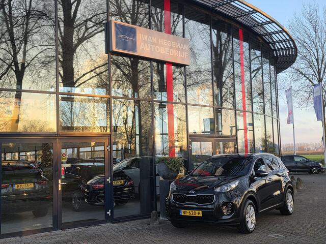 KIA SPORTAGE 1.6 GDI First Edition | Trekhaak | PDC + Camera | ECC | LM Velgen |