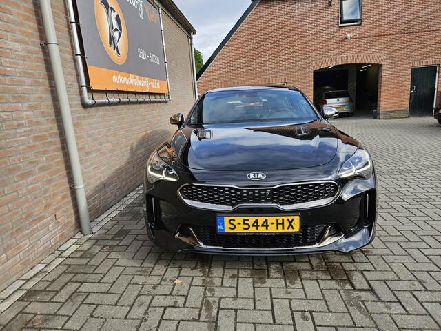 KIA Stinger 3.3 V6 T-GDI AWD GT